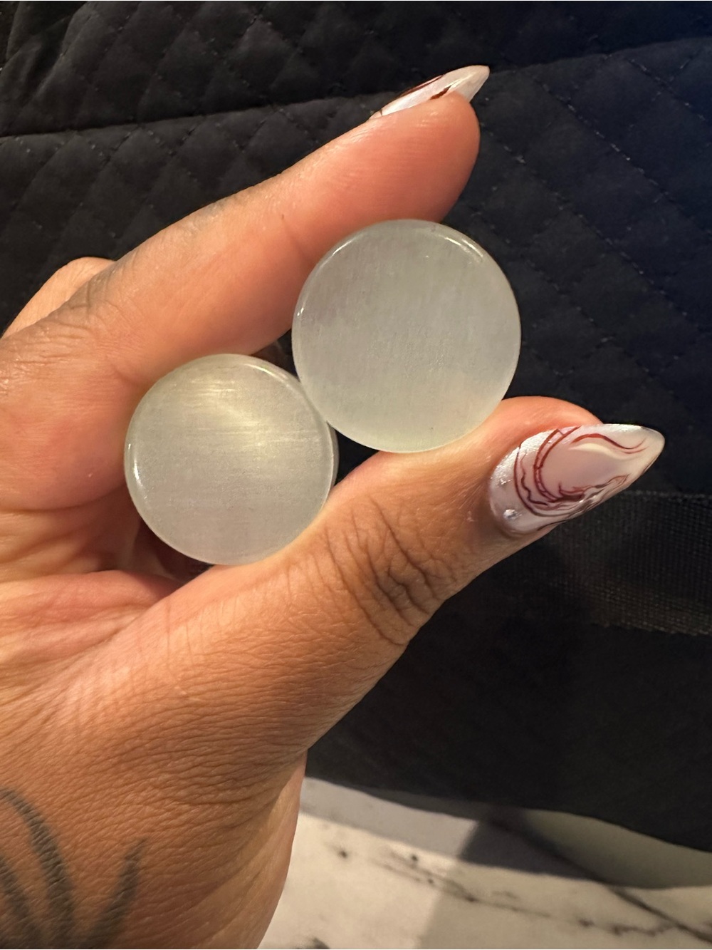 25mm Cateye White Round Stone Plugs